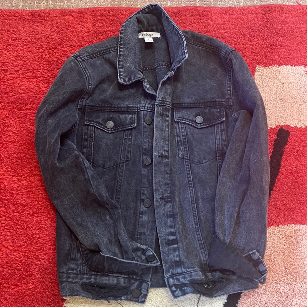 Women’s black jean jacket